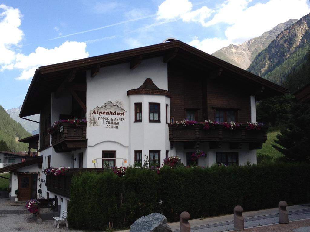 Hotel Alpenhaeusl à Sölden Extérieur photo